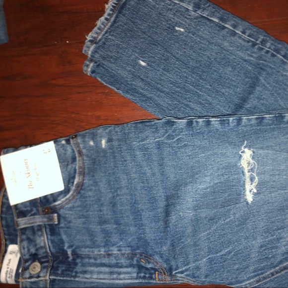 Abrecombie and Fitch Jeans - Picture 4 of 8